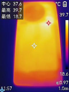 ：最具性价比的骁龙8至尊旗舰 游戏水桶机皇！PP电子免费模拟器一加Ace 5 Pro评测(图2)